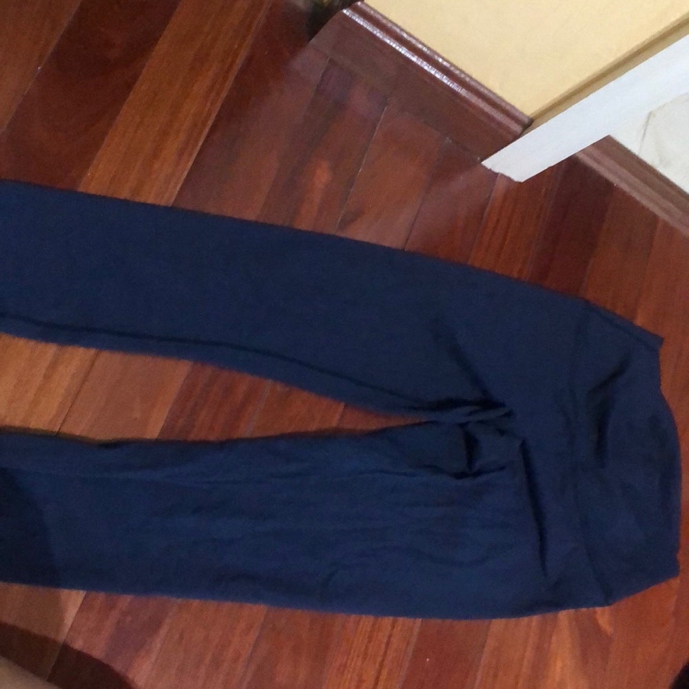 navy blue wunder under leggings